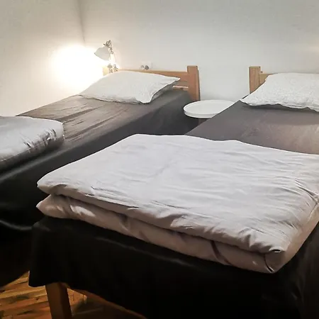 67 Aparthotel *