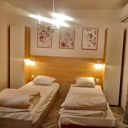Aparthotel 67